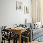 Michalczyka Stylish With Parking In The Center Of By Renters Βρότσλαβ
