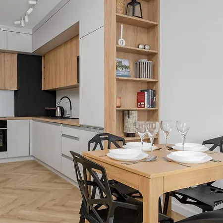 公寓 Michalczyka Stylish With Parking In The Center Of By Renters *