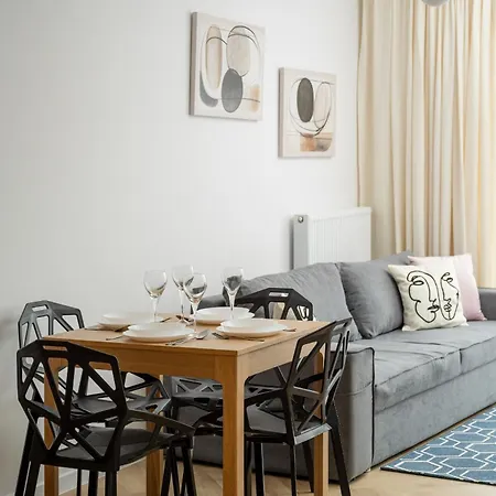 Michalczyka Stylish With Parking In The Center Of By Renters Wroclaw