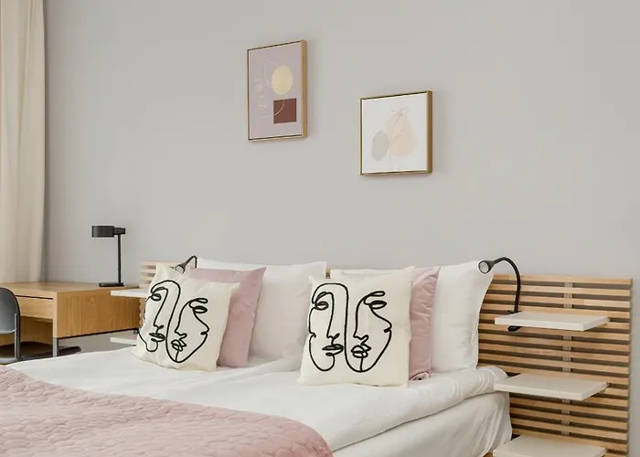 Appartamento Michalczyka Stylish With Parking In The Center Of By Renters Breslavia