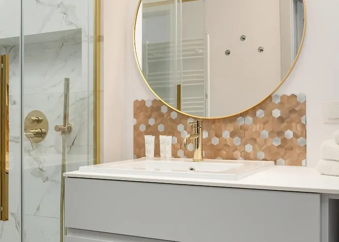 Michalczyka Stylish With Parking In The Center Of By Renters Breslavia