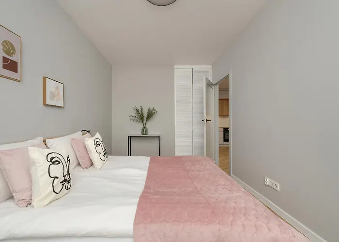 Appartamento Michalczyka Stylish With Parking In The Center Of By Renters